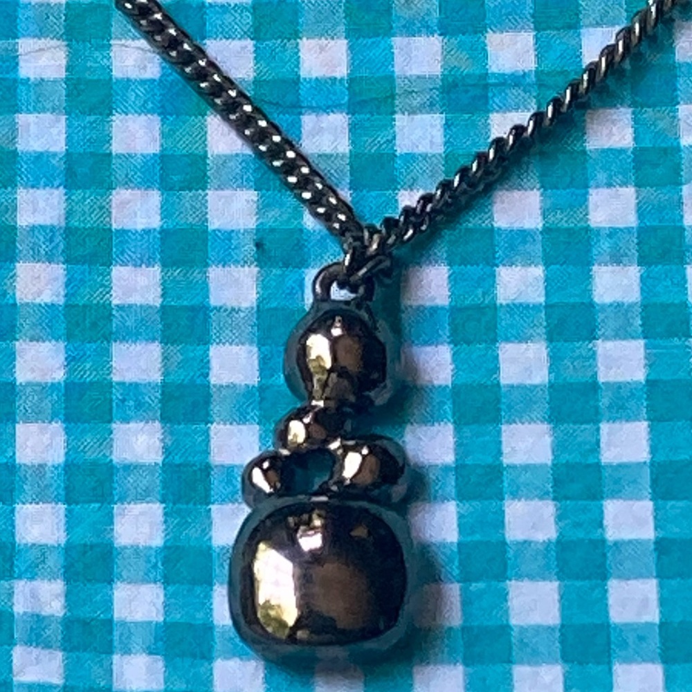 GIVENCHY 5 Crystal Pendant Necklace - Picture 6 of 8